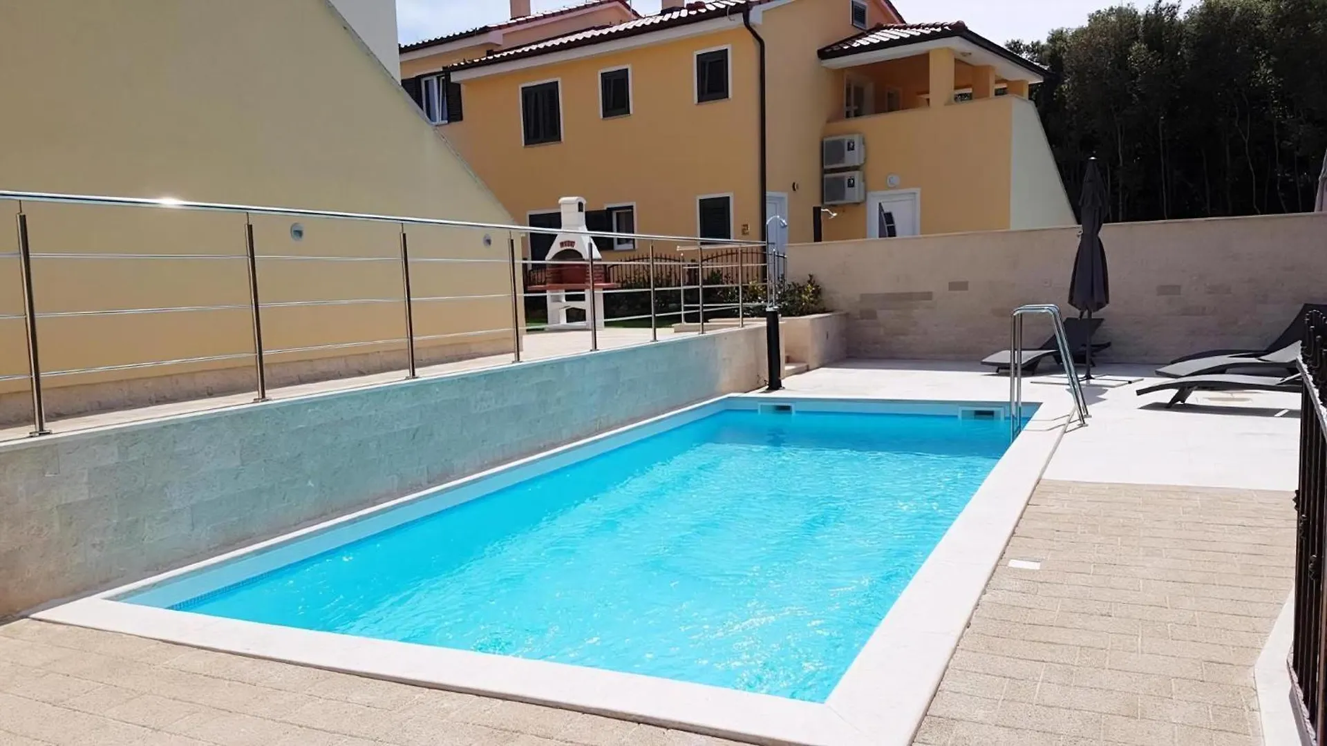 Ferienhaus In Banjole Mit Privatem Pool