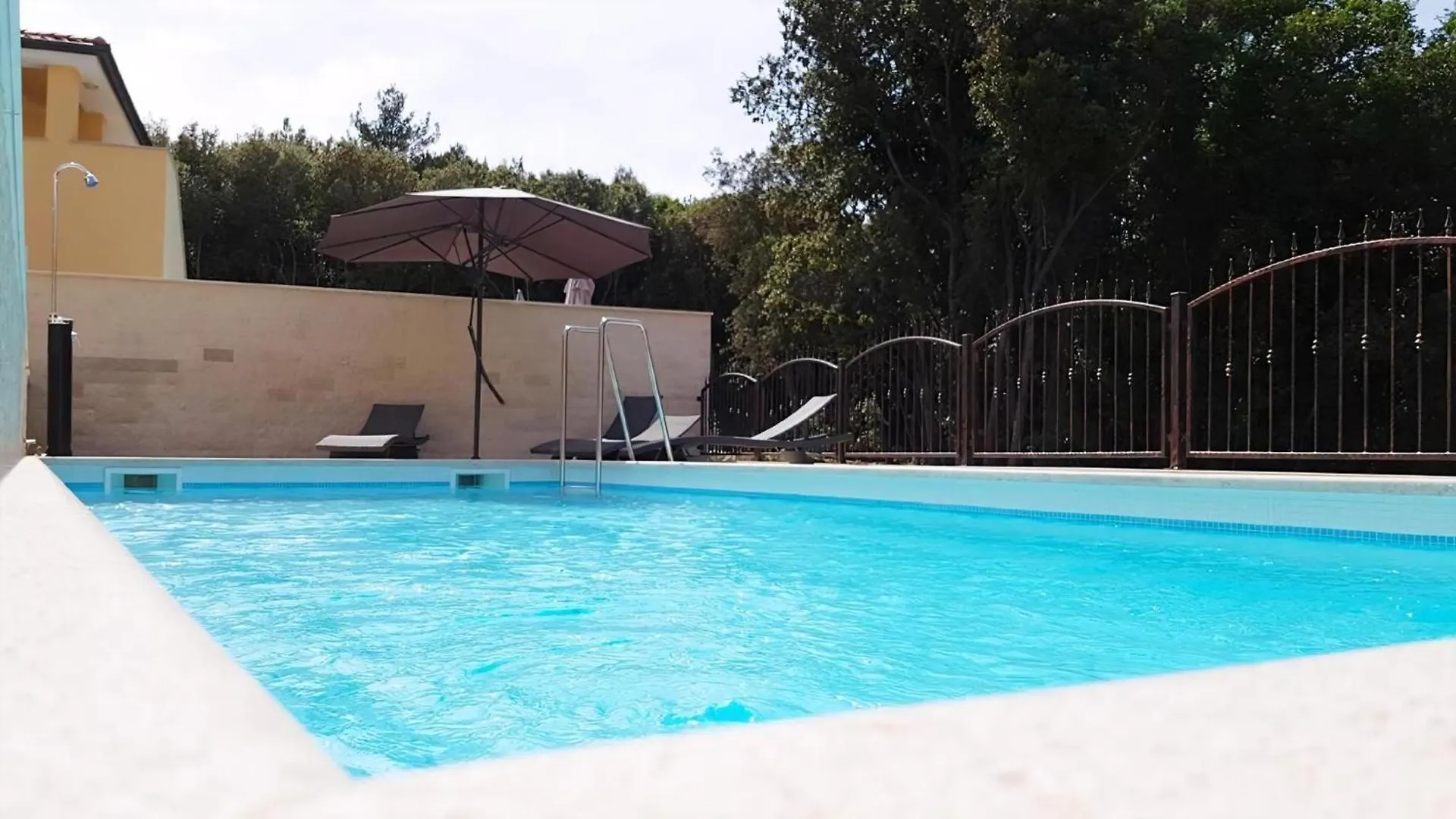 Ferienhaus In Banjole Mit Privatem Pool